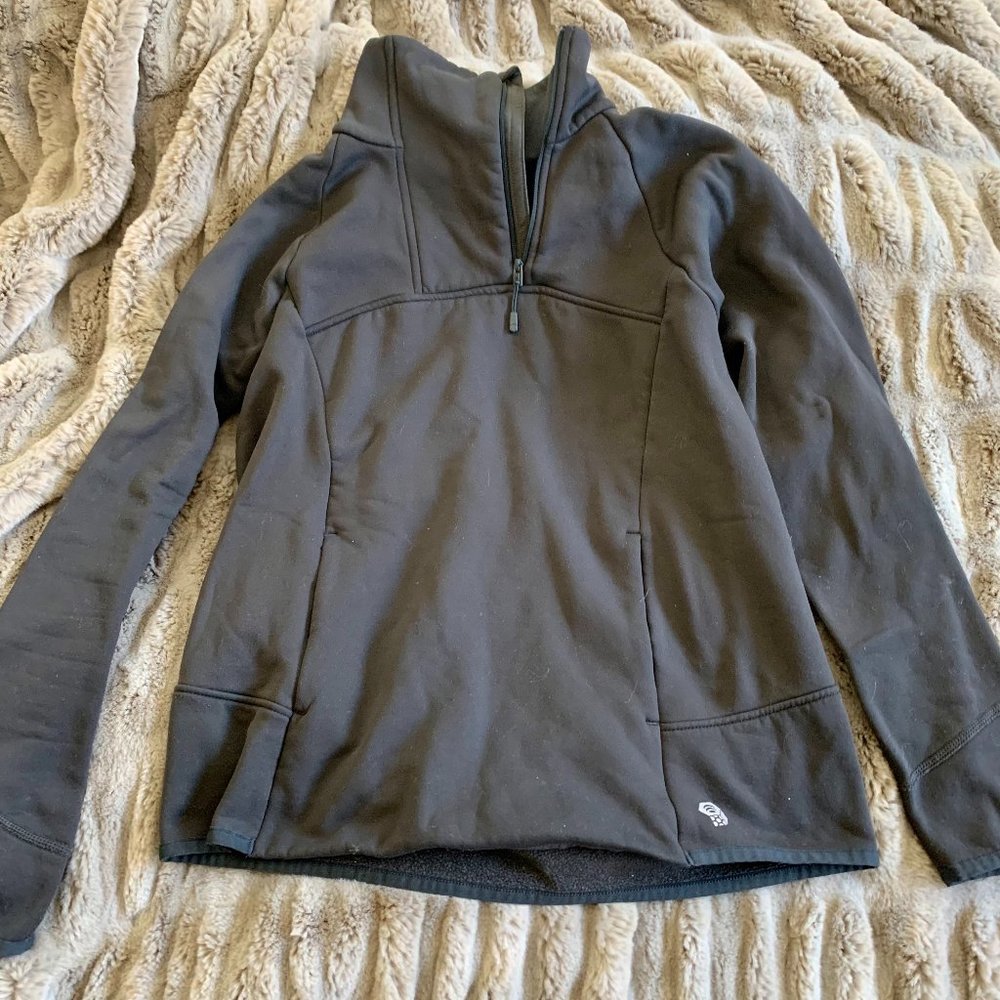 Mountain Hardware Quarter Zip Sweater